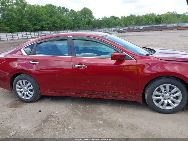 Nissan Altima 2.5 S 2017 1N4AL3AP4HC233372 Image 13