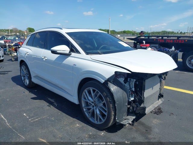 2025 AUDI Q4 E-TRON WA1LUBFZ3SP012635 Photo 0