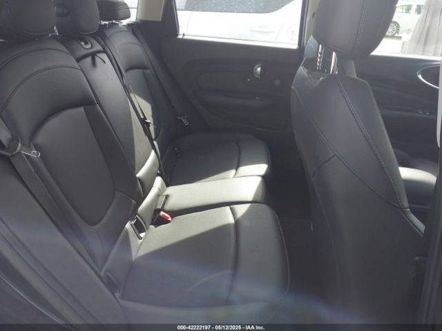 2021 MINI CLUBMAN WMWLV7C03M2P34349 Photo 7