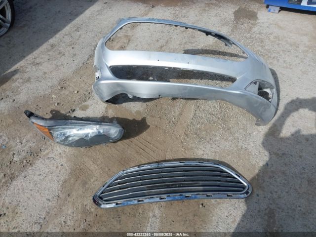 3FADP4EJ0FM172563 Ford FIESTA SE