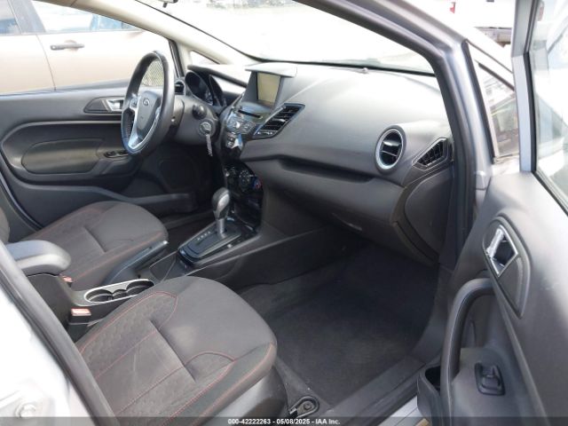 3FADP4EJ0FM172563 Ford FIESTA SE