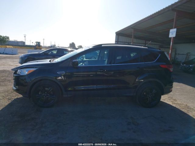 1FMCU0GX4GUA08119 Ford ESCAPE SE