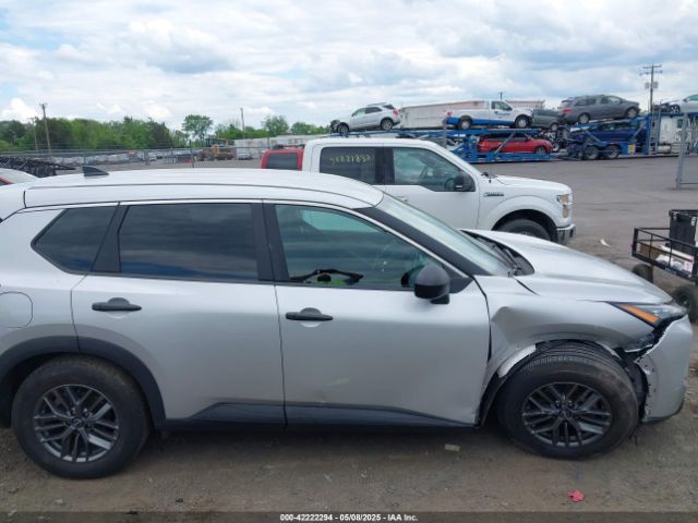 5N1BT3AA9RC672848 Nissan Rogue S Fwd