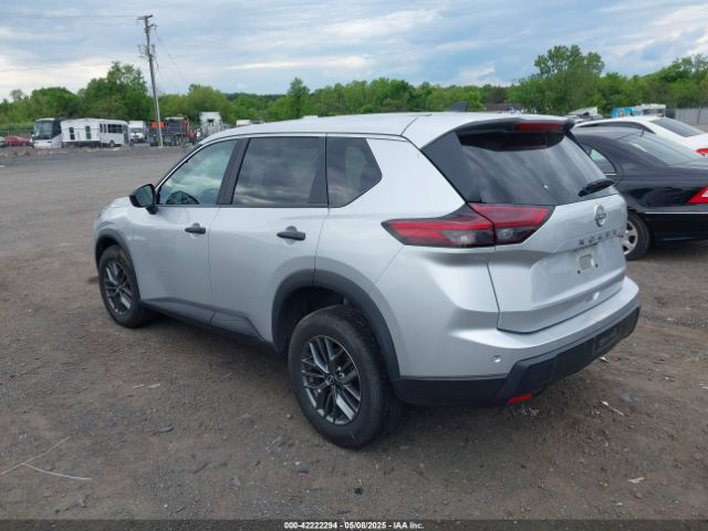 5N1BT3AA9RC672848 Nissan Rogue S Fwd
