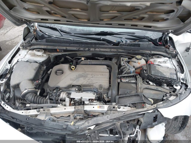 1G1ZD5STXNF129666 Chevrolet Malibu Fwd Lt