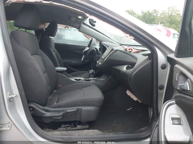 1G1ZD5STXNF129666 Chevrolet Malibu Fwd Lt