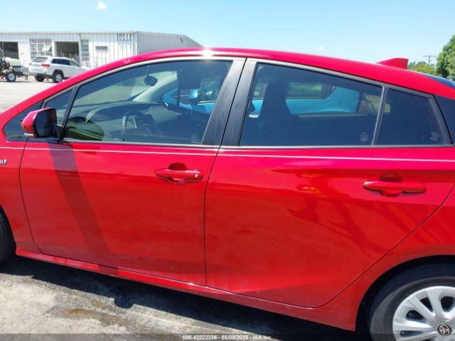 JTDKARFU1K3086702 Toyota Prius Le