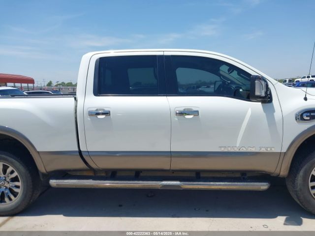 1N6BA1F27GN512899 Nissan 2016
