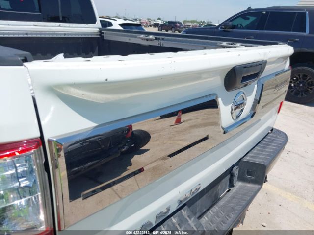 1N6BA1F27GN512899 Nissan 2016