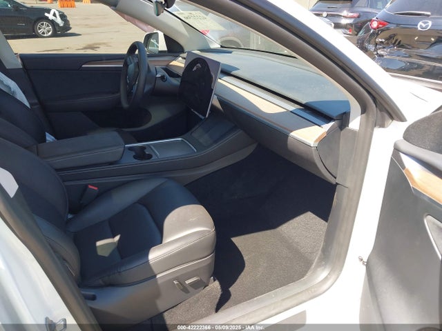 2023 TESLA MODEL Y 7SAYGAEE0PF948826 Photo 4