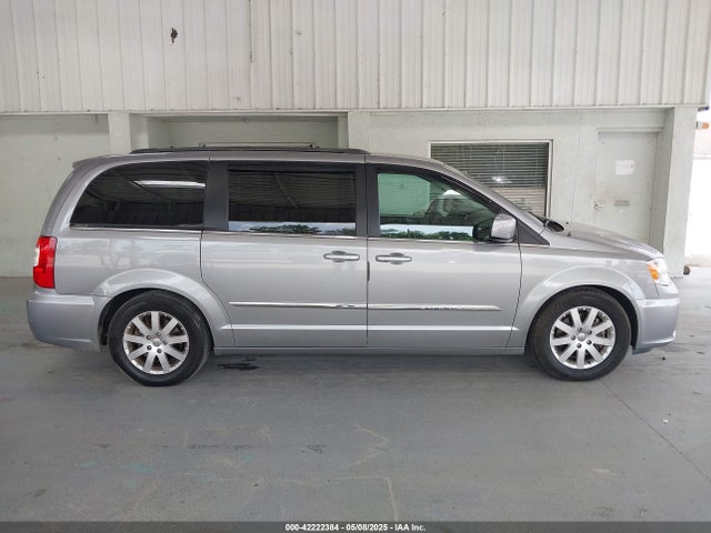 2C4RC1BG4GR173826 Chrysler Town & Country Touring