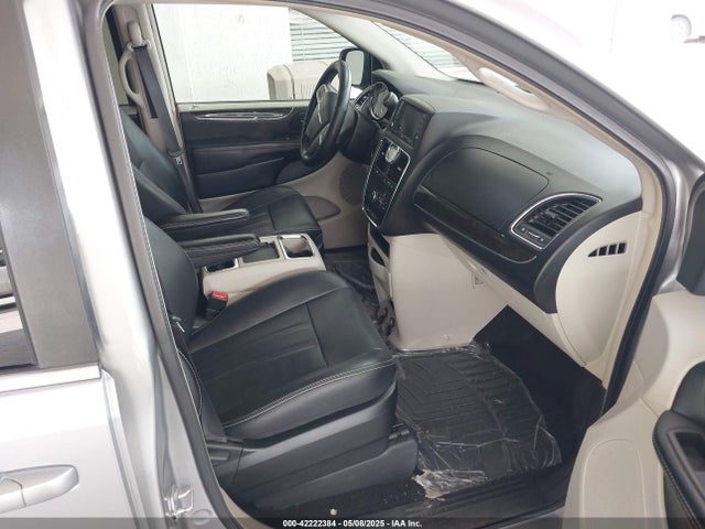 2C4RC1BG4GR173826 Chrysler Town & Country Touring