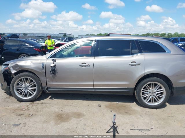 2LMHJ5AT1KBL00122 Lincoln Mkt Reserve