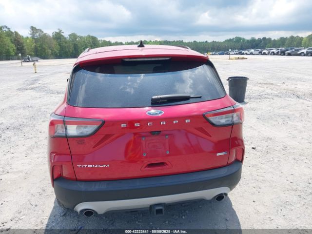 1FMCU9J92LUA39457 Ford Escape Titanium
