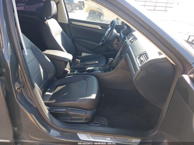 1VWAT7A30GC036676 Volkswagen 1.8t