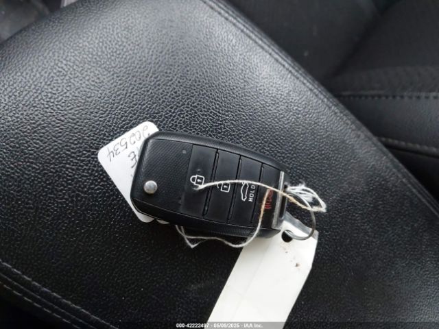 5XXGT4L30JG202534 KIA Optima S