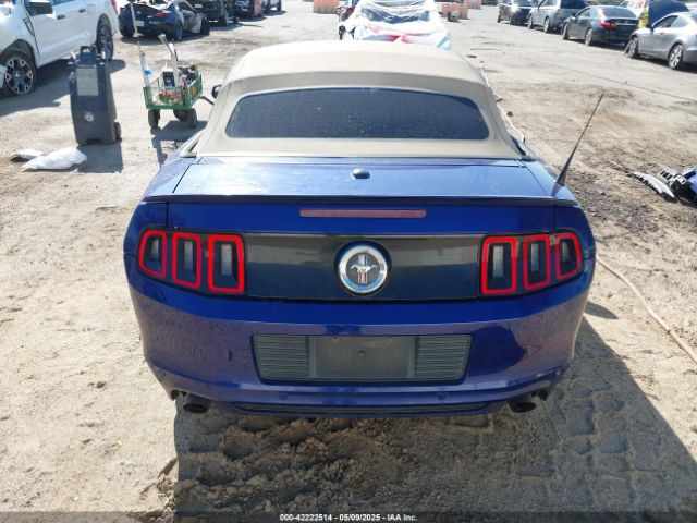 1ZVBP8EM5E5315477 Ford Mustang V6 Premium