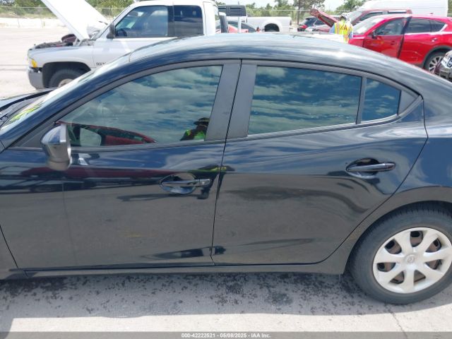 3MZBN1U70JM179319 Mazda Mazda3 Sport