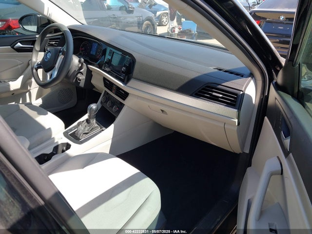 3VWC57BU9KM112526 Volkswagen 1.4 tsi