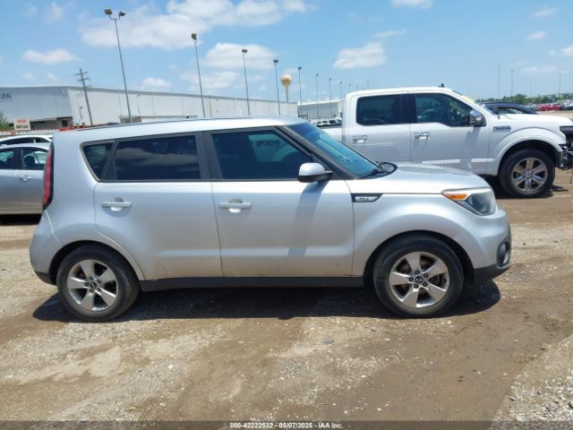 KNDJN2A20H7468976 KIA Soul