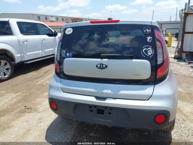 KNDJN2A20H7468976 KIA Soul
