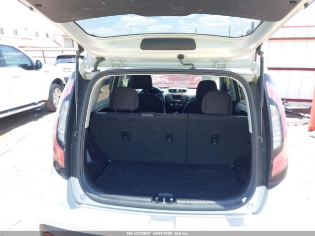 KNDJN2A20H7468976 KIA Soul