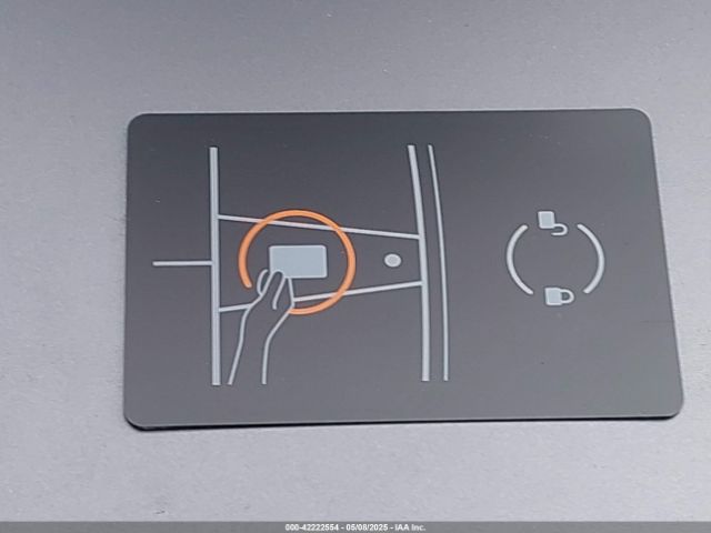 2025 TESLA MODEL Y 7SAYGDEDXSA355554 Photo 10