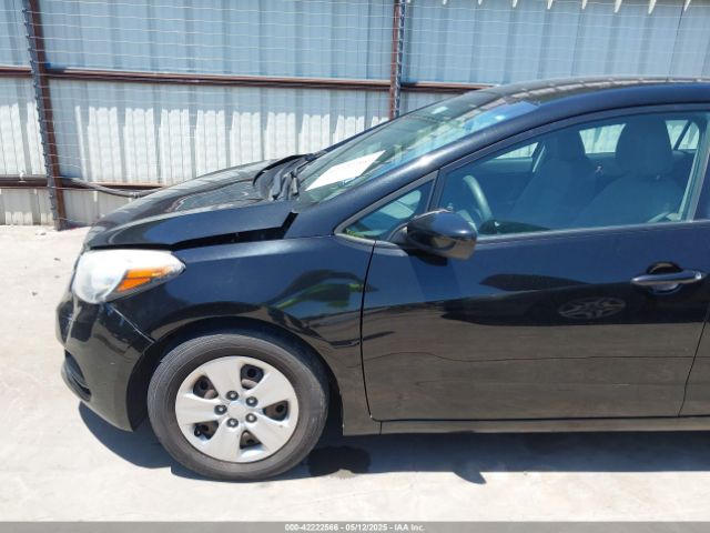 KNAFK4A63F5371323 KIA FORTE LX