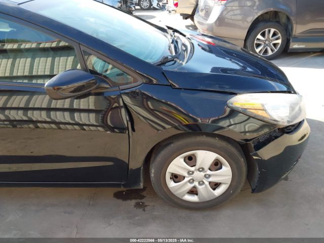 KNAFK4A63F5371323 KIA FORTE LX