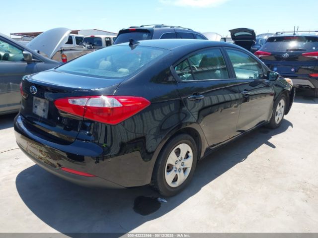 KNAFK4A63F5371323 KIA FORTE LX
