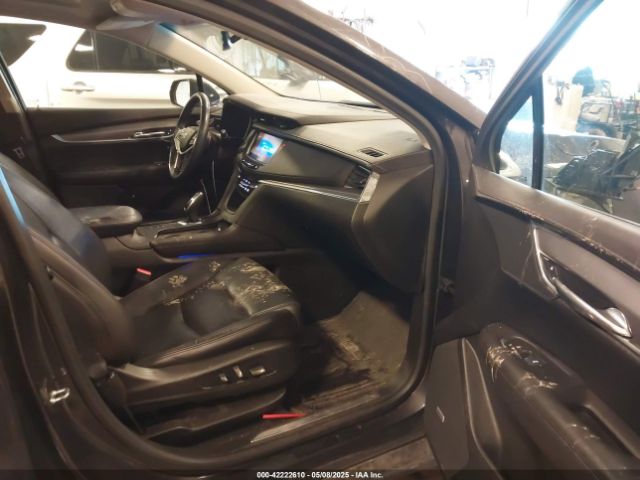 1GYKNDRS0HZ110277 Cadillac XT5 LUXURY