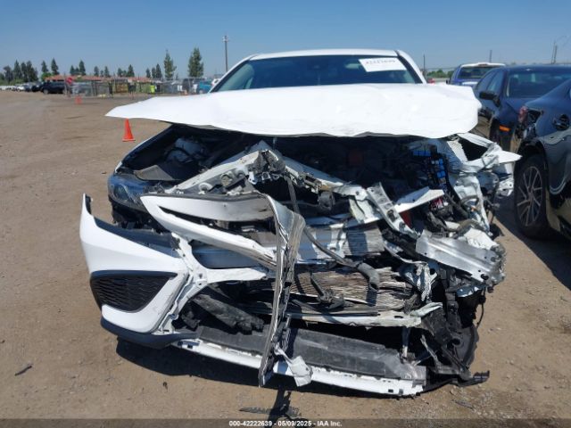 4T1T11AK8RU855885 Toyota CAMRY SE