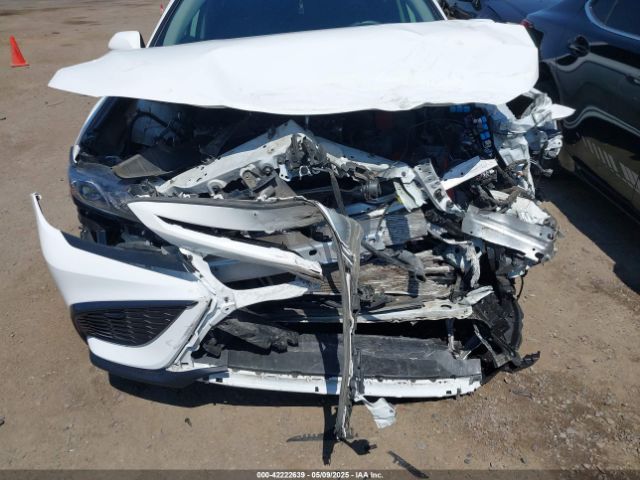 4T1T11AK8RU855885 Toyota CAMRY SE