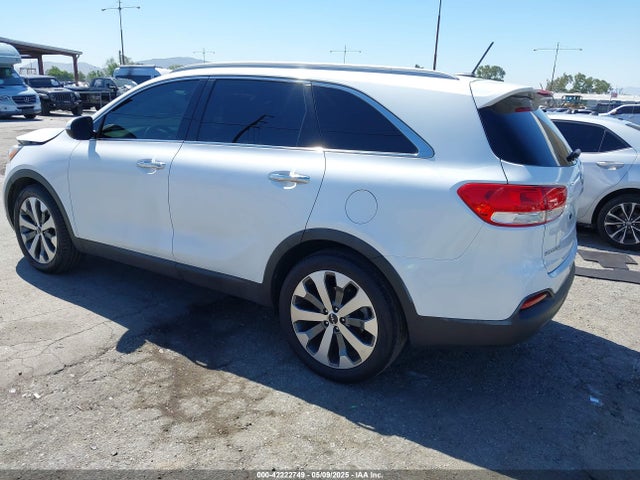 5XYPG4A55JG365667 KIA Sorento 3.3l Lx