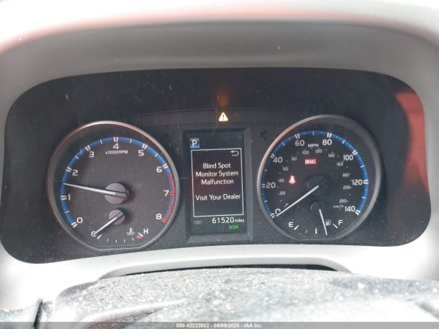 2T3RFREV8HW692272 Toyota Rav4 Xle