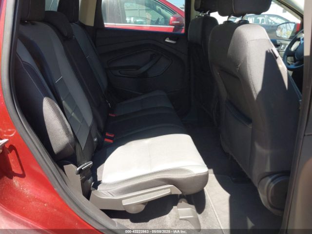1FMCU0G79FUC75335 Ford ESCAPE SE