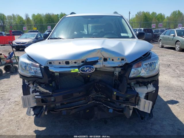JF2SJABC2JH463734 Subaru Forester 2.5i