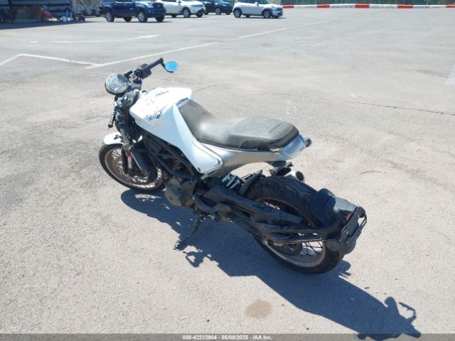 2023 HUSQVARNA VITPILEN 401/SVARTPILEN 401 MD2JUJ408PC224838 Photo 2