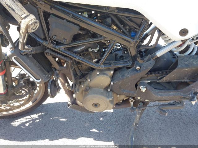 2023 HUSQVARNA VITPILEN 401/SVARTPILEN 401 MD2JUJ408PC224838 Photo 8