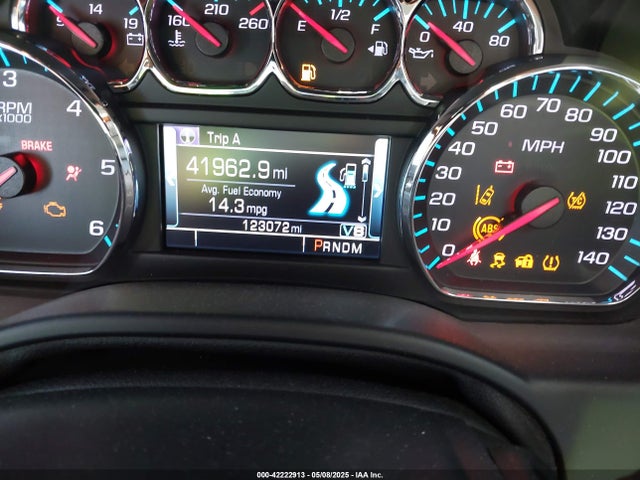 1GNSCJKC4FR624411 Chevrolet Suburban 1500 Lt