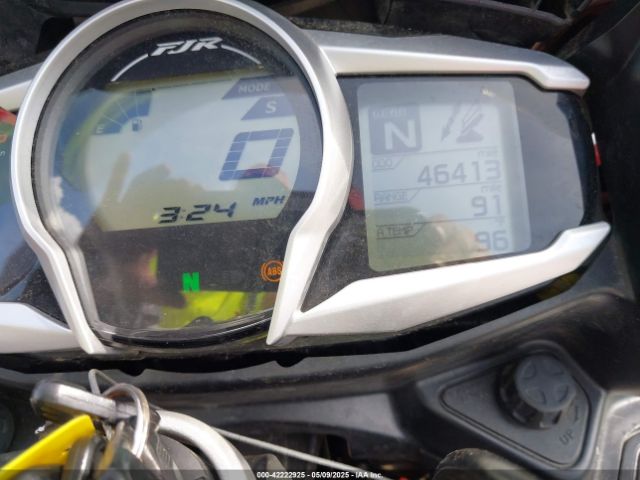 2014 YAMAHA FJR1300 JYARP26E7EA000205 Photo 6