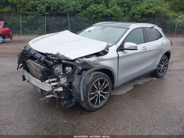 WDCTG4EB1FJ128030 Mercedes-Benz GLA 250