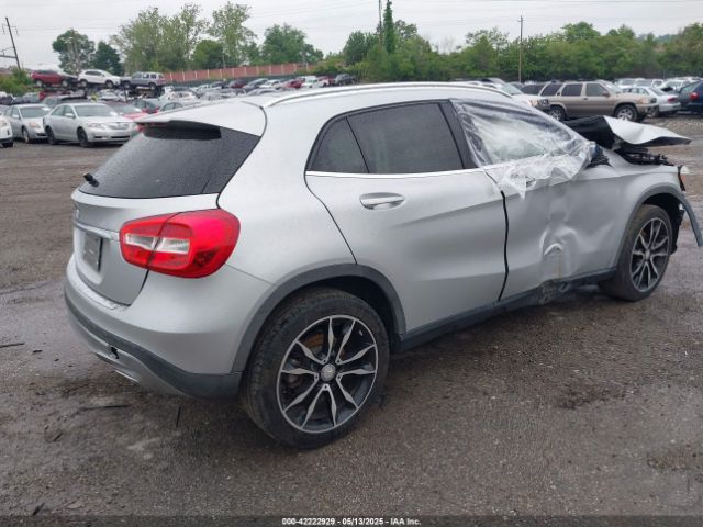 WDCTG4EB1FJ128030 Mercedes-Benz GLA 250