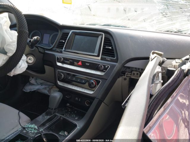 2018 HYUNDAI SONATA 5NPE24AFXJH690595 Photo 4