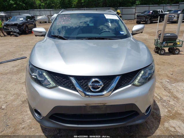JN1BJ1CPXJW105148 Nissan ROGUE SPORT