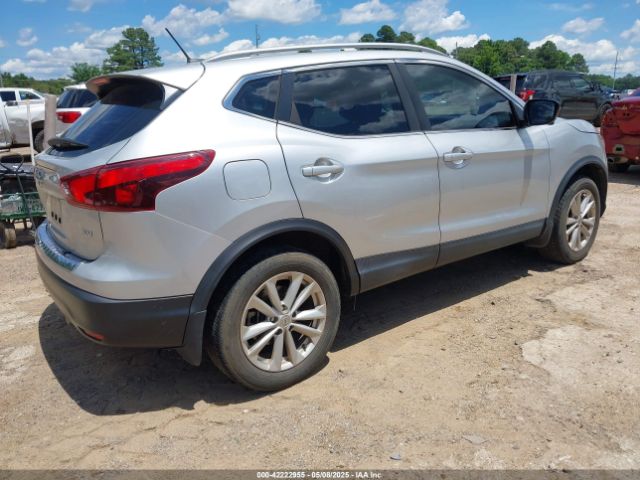 2018 NISSAN ROGUE SPORT JN1BJ1CPXJW105148 Photo 3