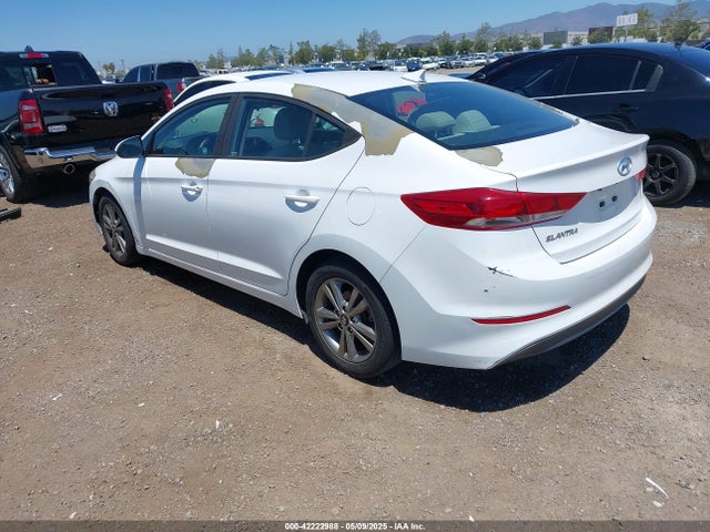5NPD84LF0JH275597 Hyundai ELANTRA SEL