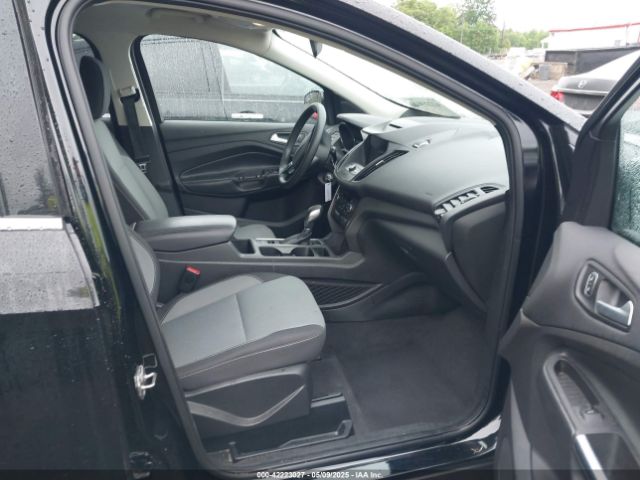 1FMCU0GD5JUD54029 Ford ESCAPE SE