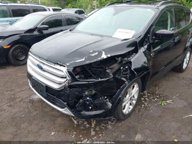 1FMCU0GD5JUD54029 Ford ESCAPE SE