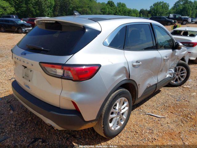 2020 FORD ESCAPE 1FMCU0G6XLUC54979 Photo 3
